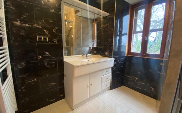 Maison à vendre    4 pièces • 134 m2 Joyeuse