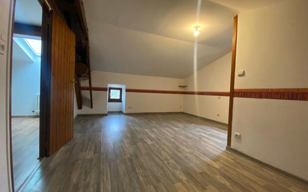 Maison à vendre    4 pièces • 134 m2 Joyeuse