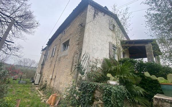 Maison à vendre    4 pièces • 134 m2 Joyeuse