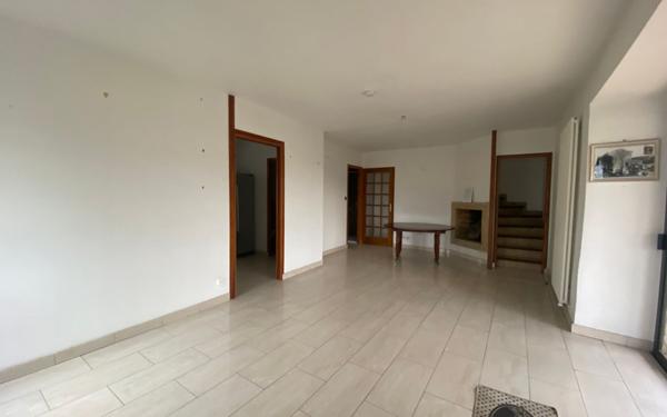 Maison à vendre    4 pièces • 134 m2 Joyeuse