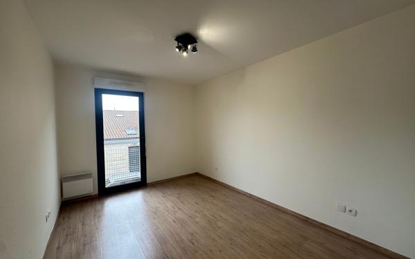 Appartement à louer    3 pièces • 70 m2 Bordeaux