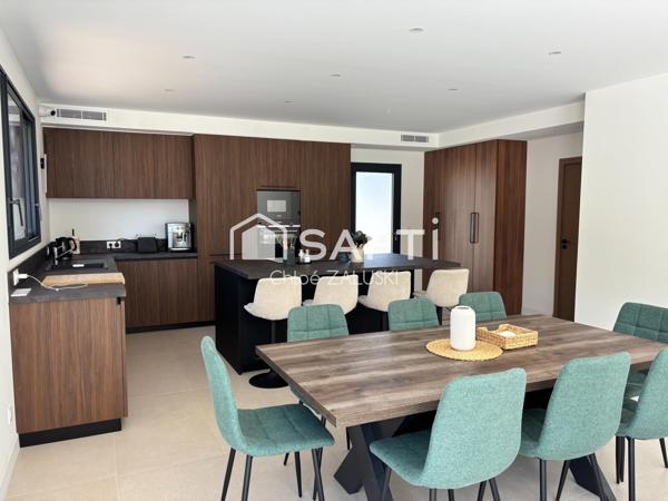 Saint-Raphaël: Villa avec suite de plain pied, piscine et garage, proche santa lucia