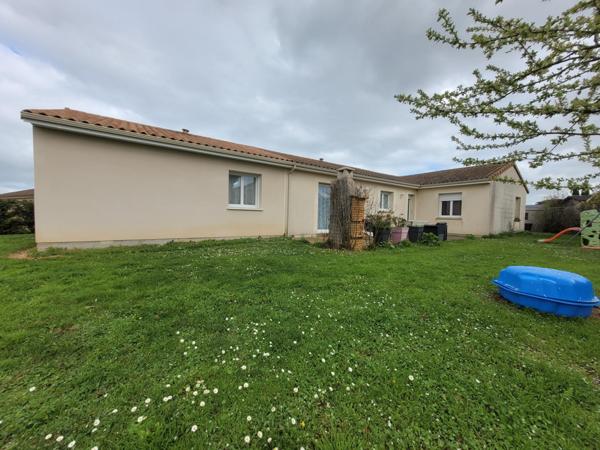 MAISON 8 PIÈCES 165 M2