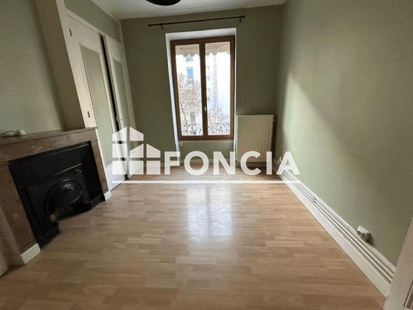 Location Studio 29.47 m² - 57 RUE ANTOINE CHARIAL Lyon 69003