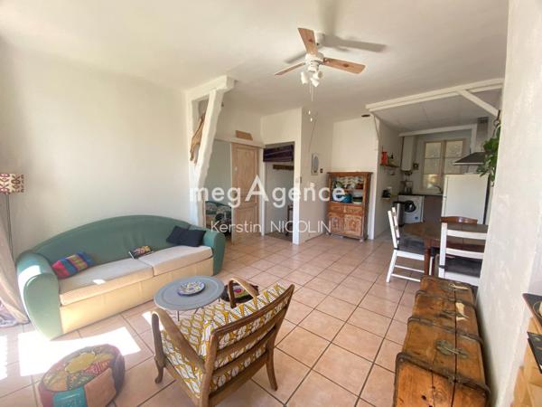 Appartement à HYERES, 83400 - 3 pièces 51m²