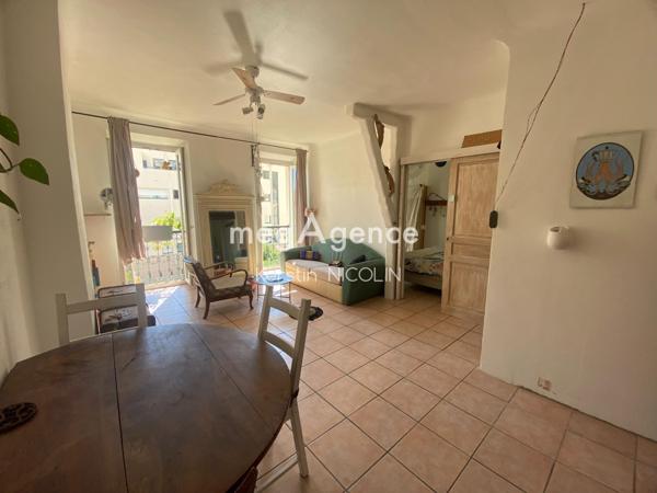 Appartement à HYERES, 83400 - 3 pièces 51m²