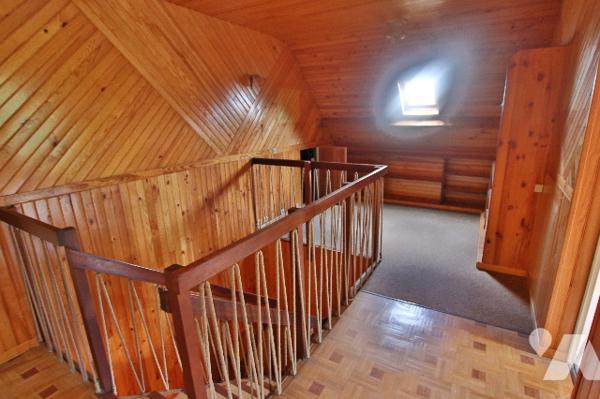 A vendre à Montereau, maison de 144m² environ - 8 pièces dont 5 chambres – sous-sol – Parcelle 980m²