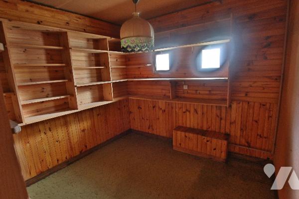 A vendre à Montereau, maison de 144m² environ - 8 pièces dont 5 chambres – sous-sol – Parcelle 980m²