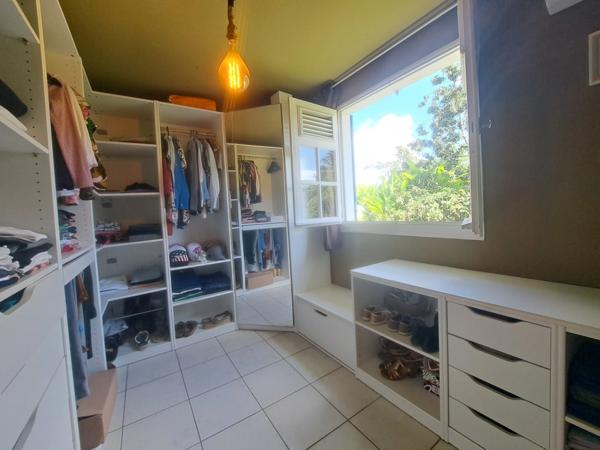 Maison à vendre 4 pièces BAIE MAHAULT (971)