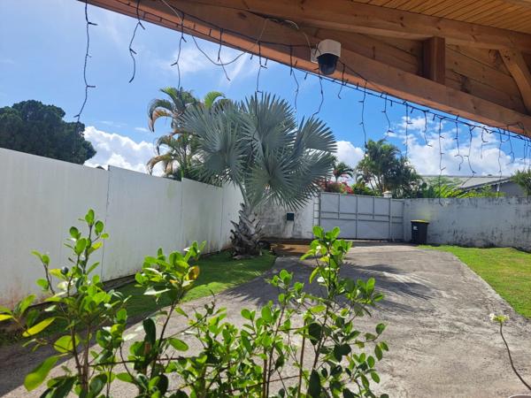 Maison à vendre 4 pièces BAIE MAHAULT (971)