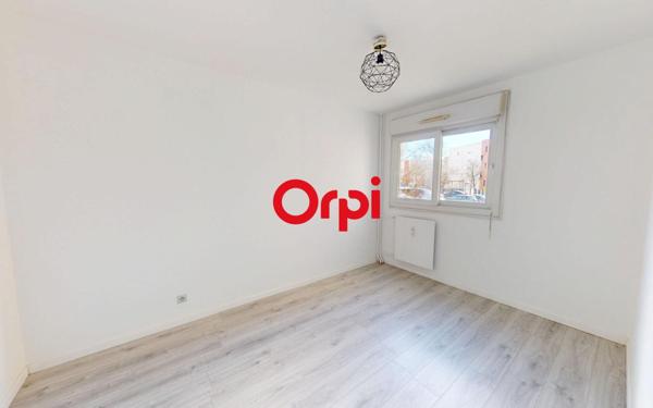 Appartement à vendre    5 pièces • 85 m2 Vaulx-en-Velin