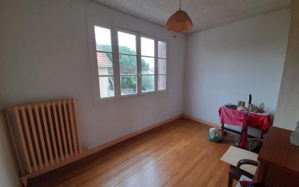 Maison à vendre    9 pièces •  Chevilly-Larue