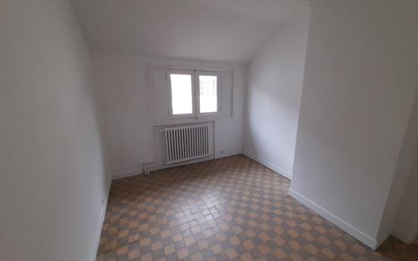 Maison à vendre    9 pièces •  Chevilly-Larue