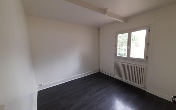 Maison à vendre    9 pièces •  Chevilly-Larue