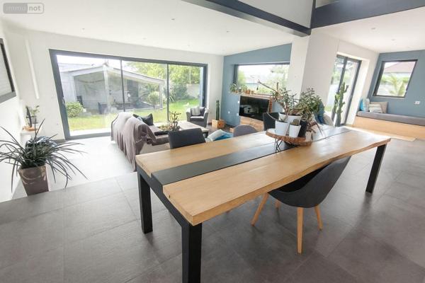 Maison à vendre à Saint-Georges-du-Bois dans la Sarthe (72700), ref : PB-1804