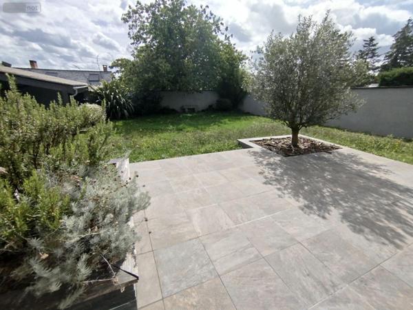 Maison à vendre à Saint-Georges-du-Bois dans la Sarthe (72700), ref : PB-1804