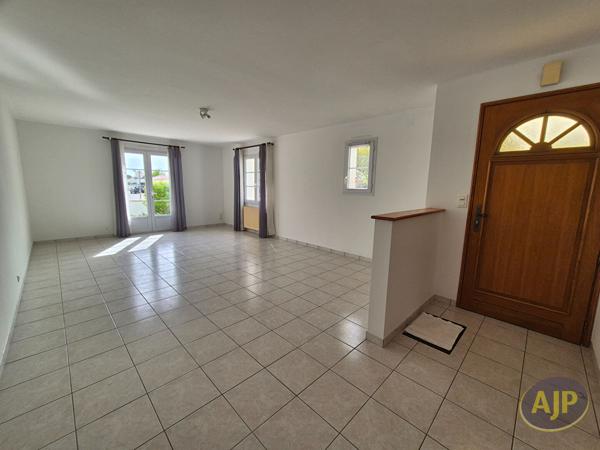 Vente maison Challans : 263 400 € - AJP Immobilier Challans