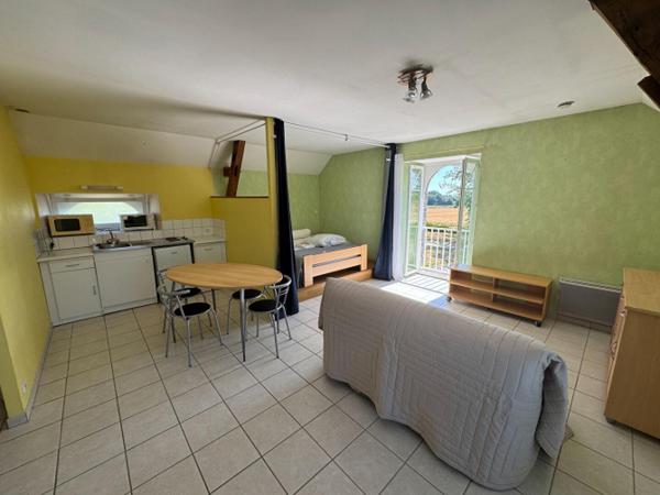 Appartement meublé - MESLAY-DU-MAINE
