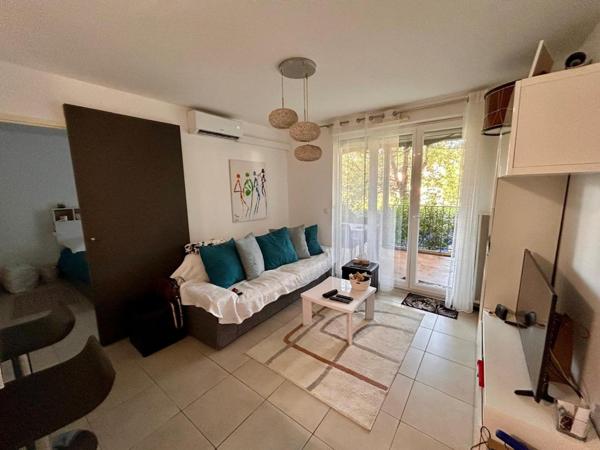 Appartement à COGOLIN, 83310 - 2 pièces 37m²