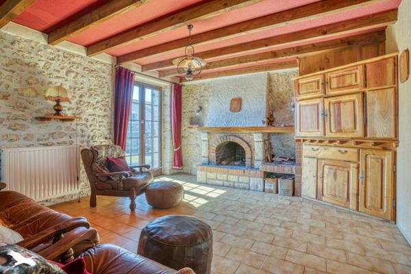 Maison à vendre |  Fonroque |  6 pièces | 160 m²