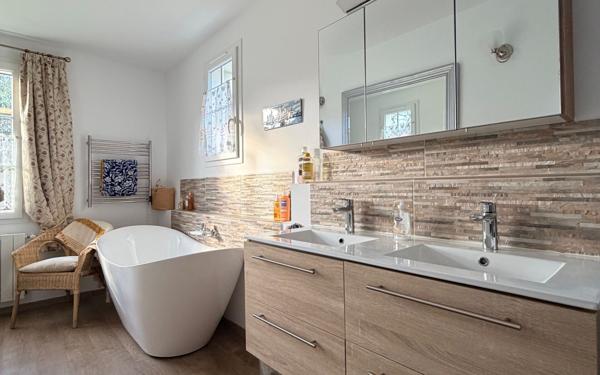 Maison à vendre    6 pièces •  Meursac