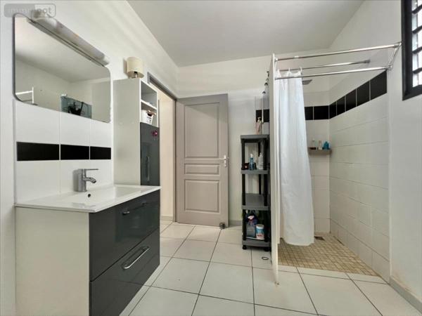 Appartement à vendre à L'Étang-Salé à la Réunion (97427), ref : 38201.A14