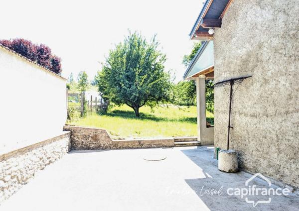 Maison atypique avec jardin - 80m² de dépendances - cour abritée - Saint Martin en Vercors (26420)