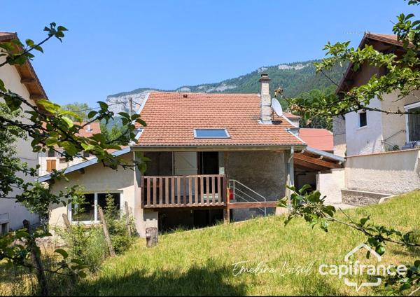 Maison atypique avec jardin - 80m² de dépendances - cour abritée - Saint Martin en Vercors (26420)