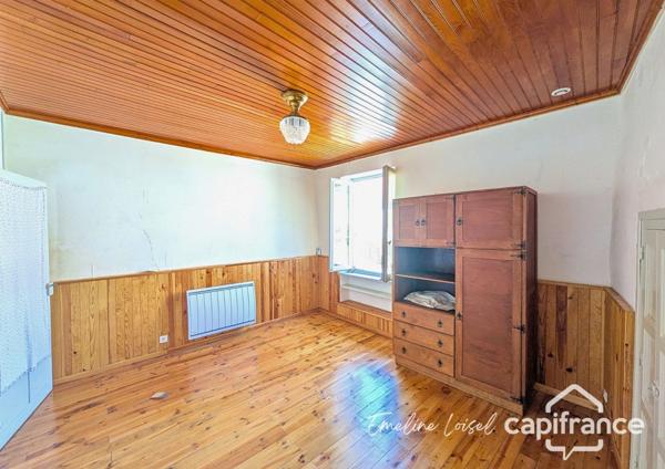 Maison atypique avec jardin - 80m² de dépendances - cour abritée - Saint Martin en Vercors (26420)