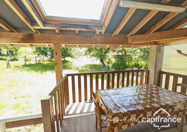 Maison atypique avec jardin - 80m² de dépendances - cour abritée - Saint Martin en Vercors (26420)