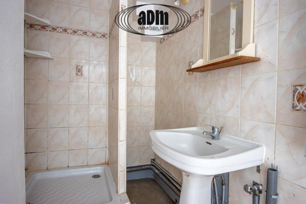 Appartement
                                                                                                                                                                                                                                                                                                                        2 pièce(s)                                                                                                                                                                                                          1 chambre(s)                                                                                                                                                                                                          43.47  m²