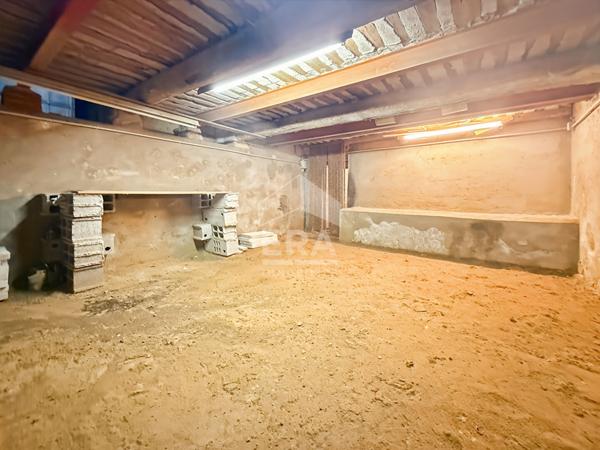 Maison de caractère ? 132 m² ? 3 chambres ? Garage et cave ? Saint-Cannat centre