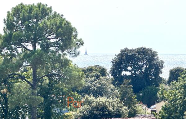 VAUX-SUR-MER 600 M PLAGE et VUE SUR PINS et MER TRES BEL AP