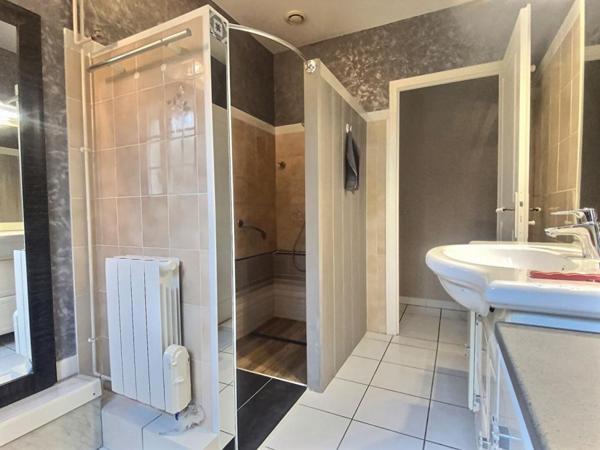 AIFFRES Maison 3 pièces 95 m²