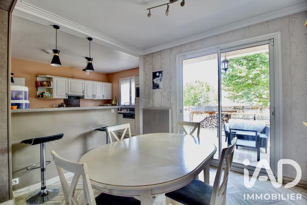 Maison à vendre 8 pièces 240 m² La Chapelle-en-Serval