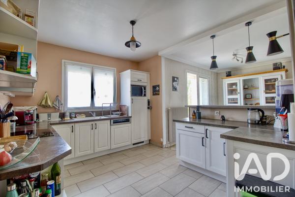 Maison à vendre 8 pièces 240 m² La Chapelle-en-Serval