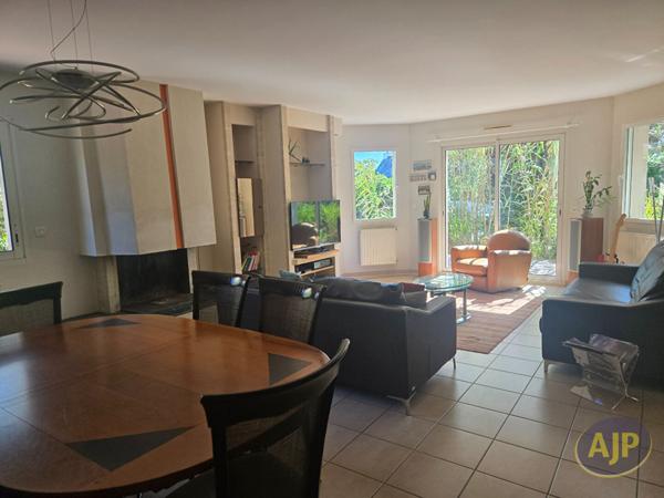 Vente maison Saint Marc Sur Mer : 748 800 € - AJP Immobilier Saint-Marc-sur-Mer