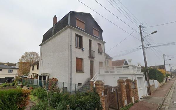 Appartement à louer    1 pièce • 26,39 m2 Le Petit-Quevilly