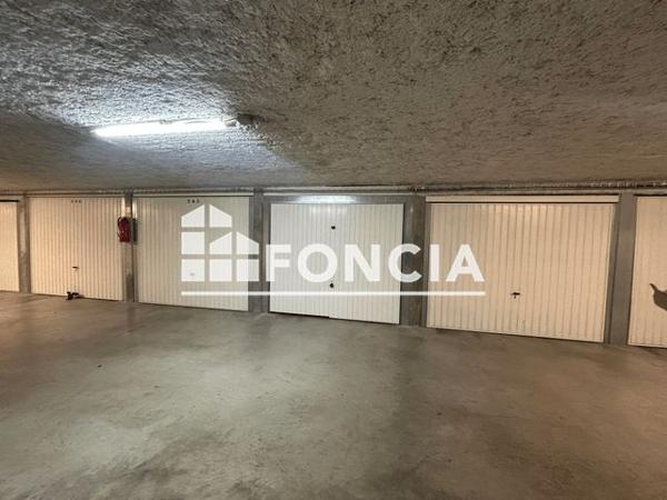 Location Appartement 3 pièces 69.8 m² - LE MURANO Marseille 13002