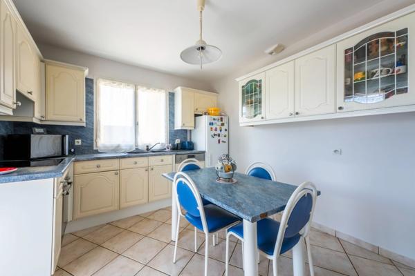 Maison à vendre 4 pièces ()