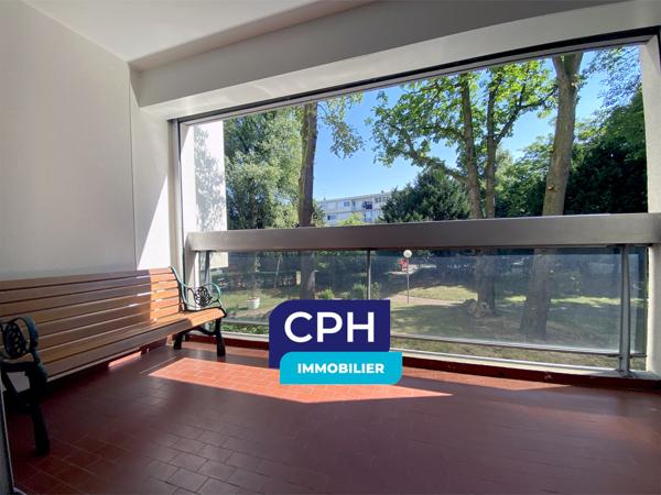 L'HAY LES ROSES CENTRE VILLE : APPARTEMENT F4 AVEC LOGGIA SU