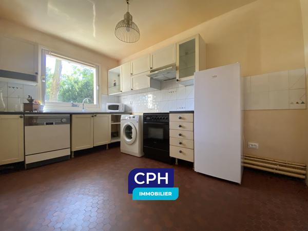 L'HAY LES ROSES CENTRE VILLE : APPARTEMENT F4 AVEC LOGGIA SU