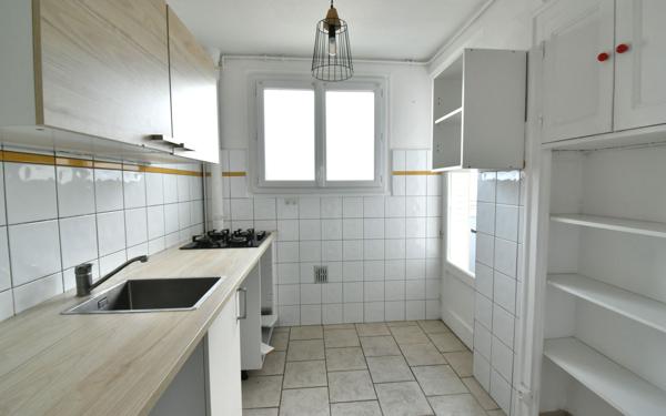 Appartement à vendre    4 pièces • 67,10 m2 Rillieux-la-Pape