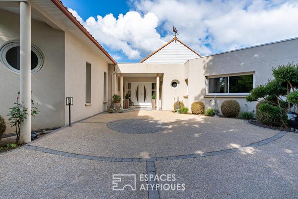 Demeure familiale de plain-pied ouverte sur le jardin