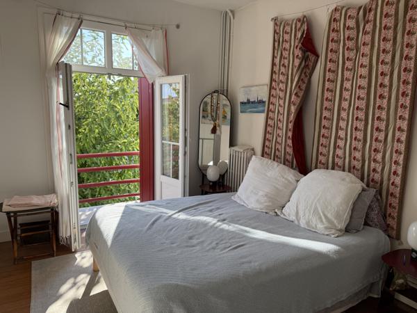 Maison 8 pièce(s) 7 chambre(s) 170 m²