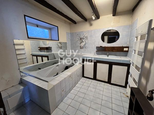 Maison ancienne pleine de charme à fort potentiel !