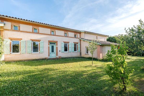 Demeure d'exception de 1850 - 350 m² habitables en bord de Garonne