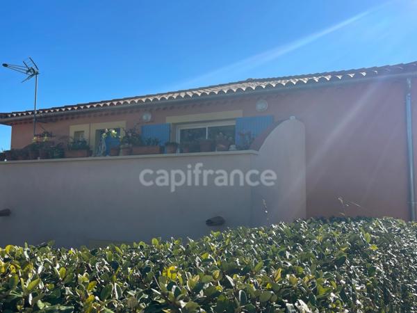 À vendre – Superbe appartement T2 de 60 m² dans résidence sécurisée à proximité du village de Roussillon