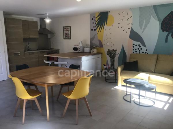 À vendre – Superbe appartement T2 de 60 m² dans résidence sécurisée à proximité du village de Roussillon