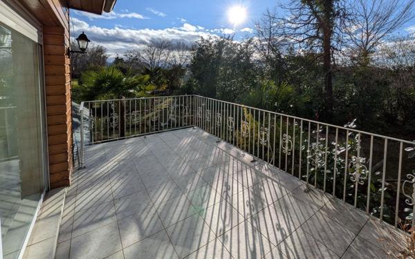 Appartement à vendre    3 pièces • 71,42 m2 Rontignon